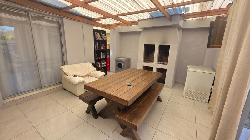 4 Bedroom Property for Sale in Glenwood Western Cape